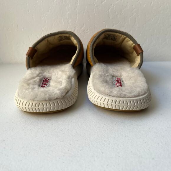 Olukai Mua 'Ili Mule Slippers Men's 12 in Golden Sand/Bone Leather Sherling NEW - Picture 14 of 16